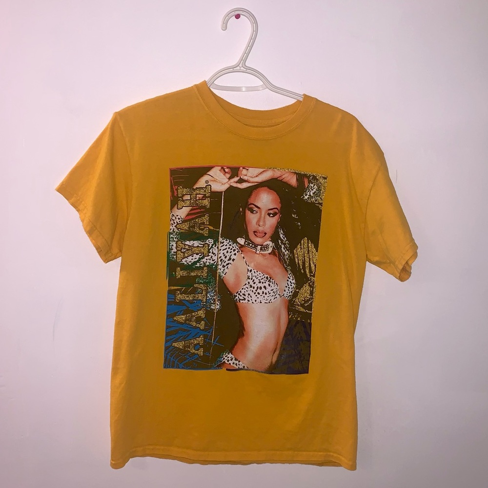 Fashion Nova Aaliyah Graphic Tee